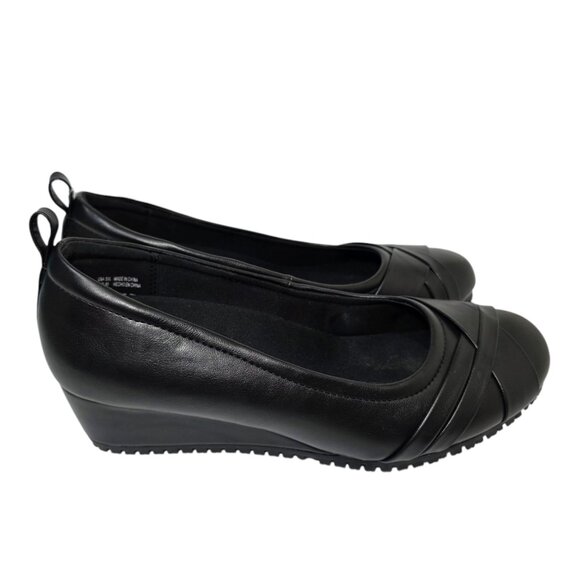 Tredsafe Lightweight Slip-On Black Shoes Oil & Slip Resistant Women's Moulin - Picture 3 of 9